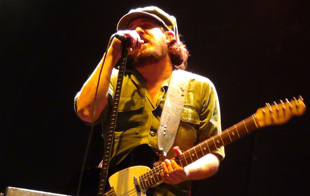 Miles de personas disfrutaron de la jornada soleada y primaveral.