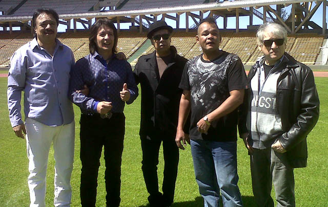 El repertorio incluirá temas de todos los cantantes de la banda.