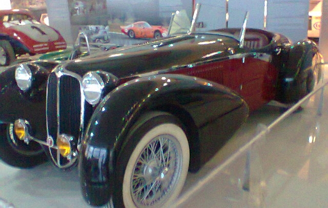 Hoy será inaugurado el Museo del Automóvil-