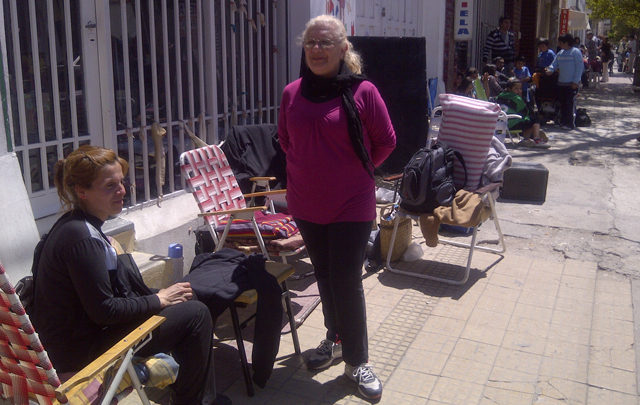 Acampe en el colegio Manuel Lucero.