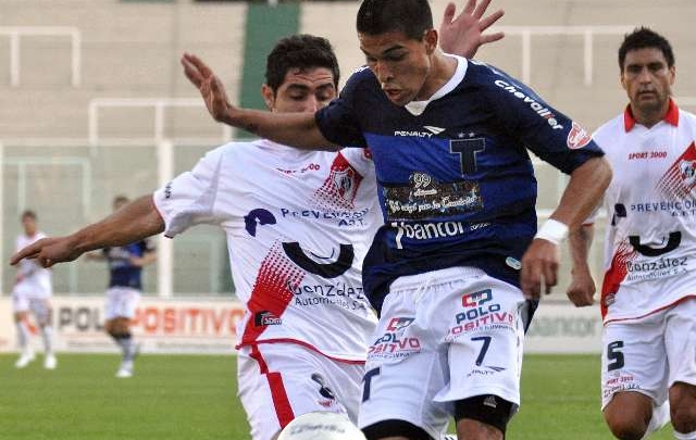 El conjunto de barrio Jardín consiguió una importante victoria ante los misioneros. 