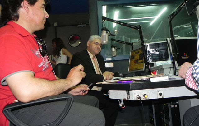 Armando Miguel Montoya en Viva la Radio