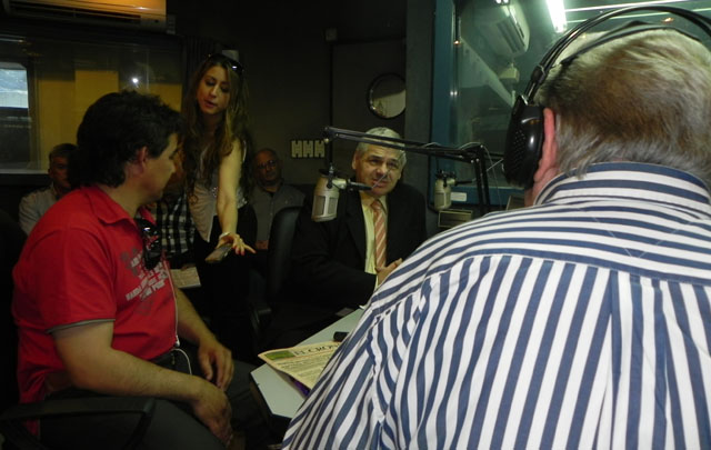 Armando Miguel Montoya en Viva la Radio