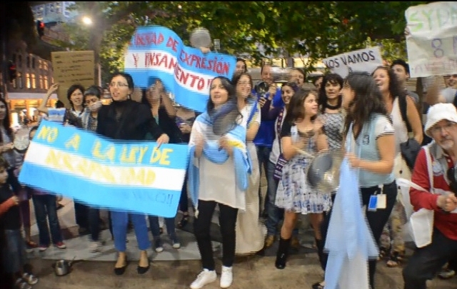 Argentinos en Sidney se plegaron al 8N.