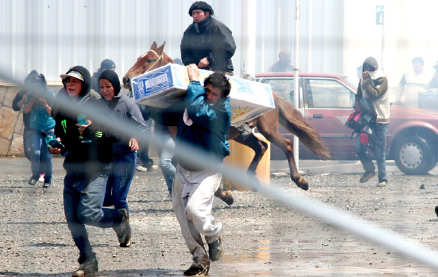 Incidentes y saqueos en Bariloche