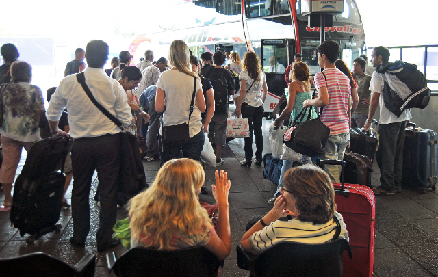 Buscan evitar que se registre un nuevo paro en el servicio de larga distancia.