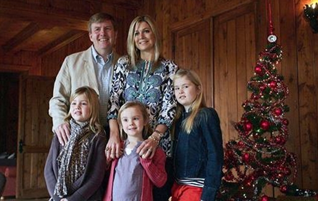 Guillermo, Máxima y sus hijas participarán de la ceremonia.