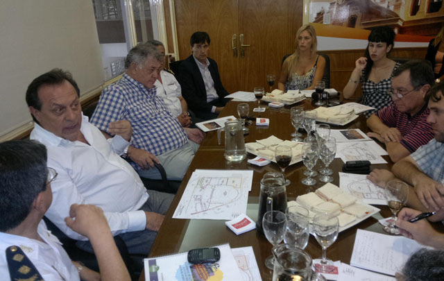 Gustavo Santos y otros funcionarios dieron detalles del gran evento cordobés.