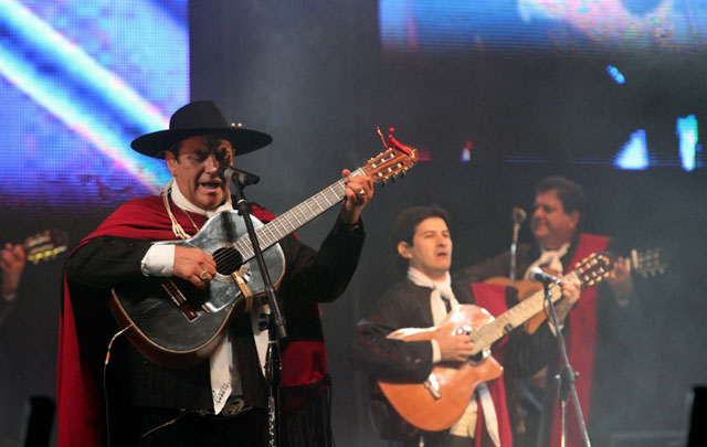 El Chaqueño encendió al público.