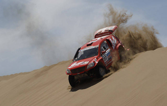 Imagen de la sexta etapa del Dakar 2013