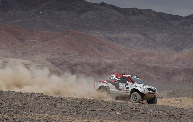 FOTO: Imagen de la sexta etapa del Dakar 2013