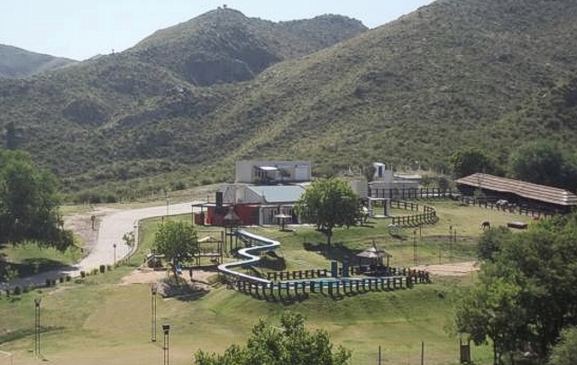 Camping Los Nogales en San Luis.