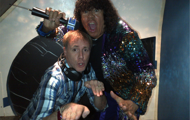 Colorete Gianola junto a La Mona Jiménez.