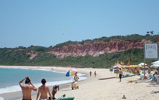 Recorrido por la costa de Arraial d’Ajuda. 