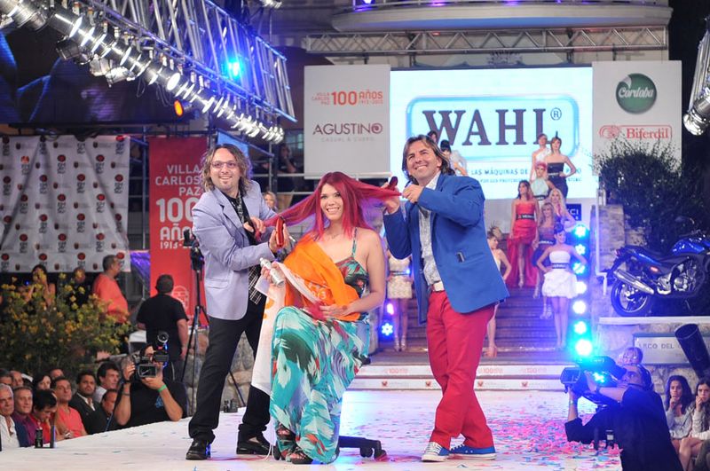 Desfile de los hermanos Vernucci en Carlos Paz.