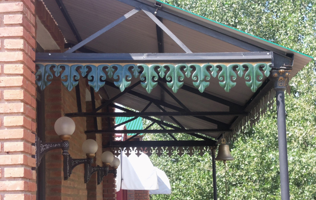 Cabañas realizadas en viejos vagones de tren.