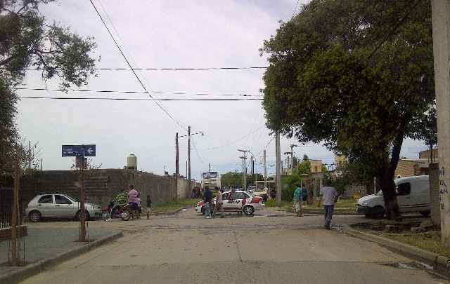La 12 comió un asado en el club Los Andes.