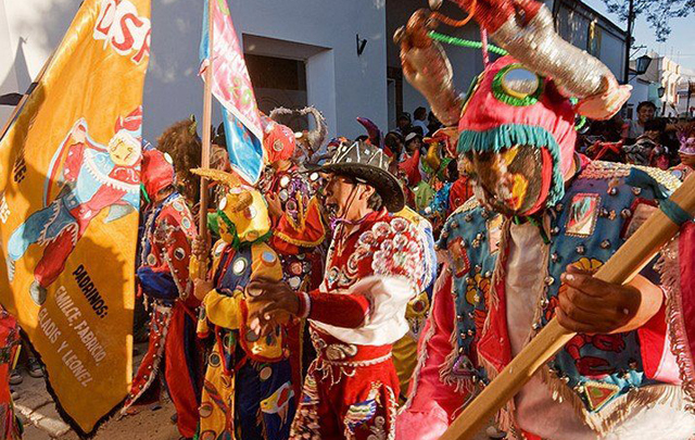Gran colorido en este tradicional festejo jujeño.