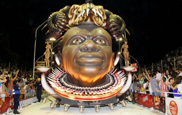 Carnaval de Gualeguaychú 2013 (Foto eldiaonline.com.ar)