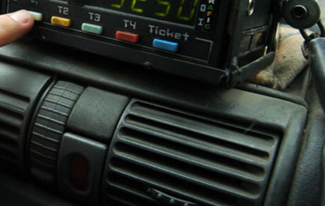 Polémica por aire acondicionado en taxis y remises.