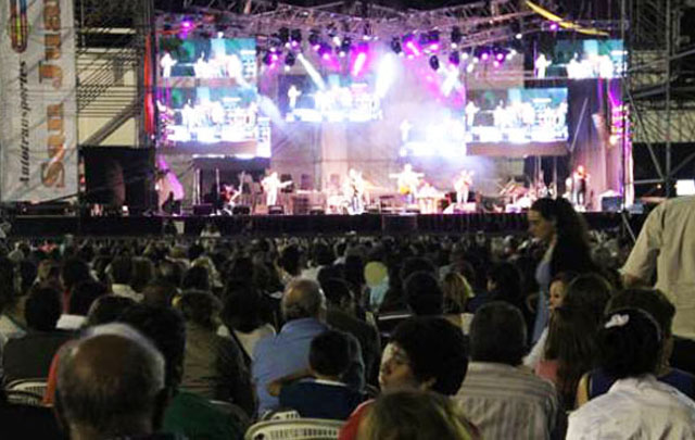 El folclore fue la estrella de la noche inaugural.