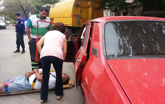Los heridos fueron trasladados hacia el Hospital de Urgencias.