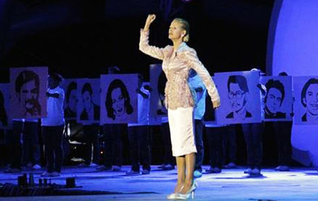 Eva Perón, en el homenaje a las Mujeres Argentinas.