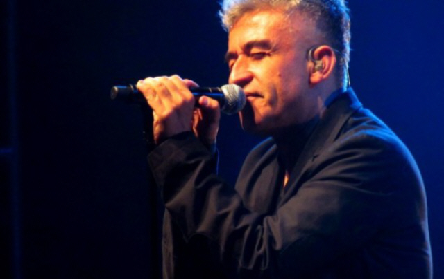El chileno Jorge González es el artista central de esta noche.