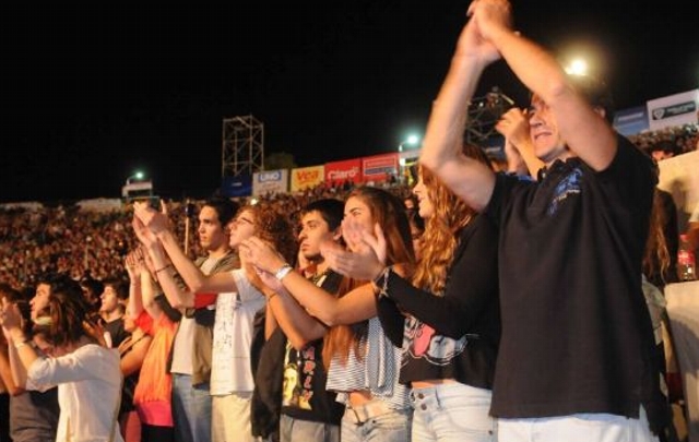 Una multitud en la Fiesta de la Vendimia 2013 (Foto: Diario Los Andes)