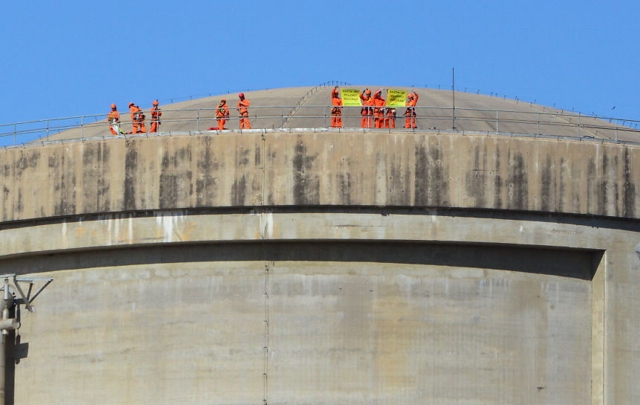 Protesta de la Central de Embalse (Prensa de Greenpeace).