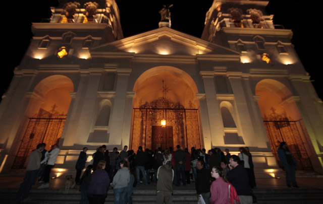 FOTO: La asunción se vive en la Catedral de Córdoba.