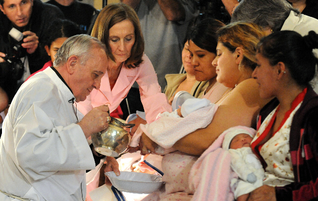 AUDIO: Nacieron cuatro bebés con nombre papal (Informe de Matías Arrieta).