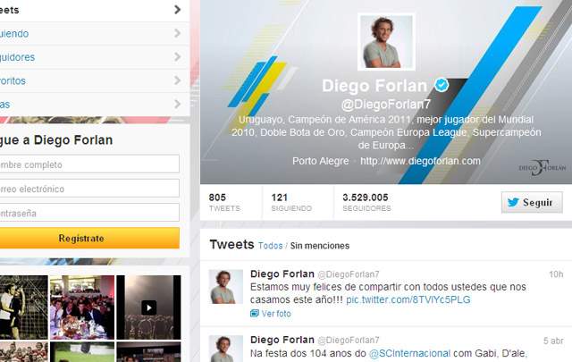 El futbolista uruguayo usó la red social para dar la noticia.