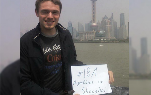 La protesta también llegó a Shanghai, China.