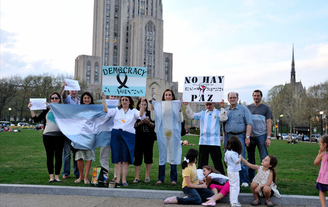 La protesta en Pittsburgh (Enviado por Patricia Galetto)
