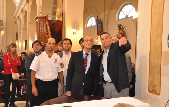 FOTO: El ministro Oscar González fue en representación del gobernador De la Sota.