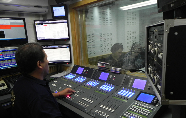 Los protagonistas de la cobertura del Rally en estudios.