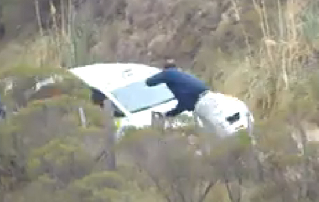 El periodista de Cadena 3 y sus reflejos de acero.