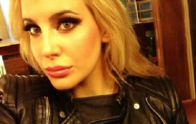 El retoque de Charlotte Caniggia.