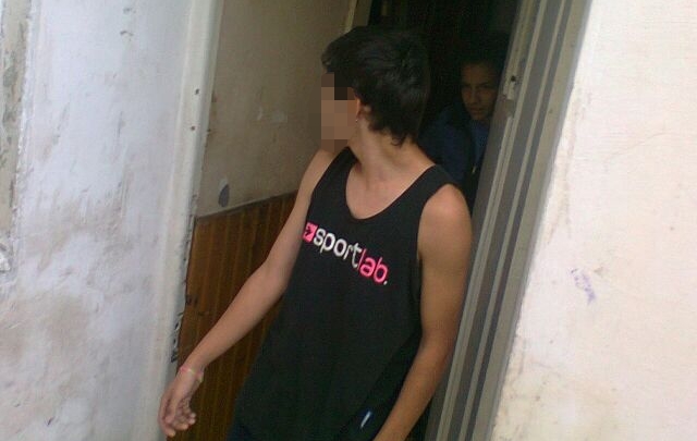 El chico contó que no quiere volver a la escuela.