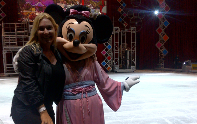 Celeste Benechi y Minnie Mouse