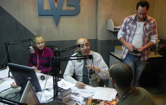 Abel Pintos en los estudios de Cadena 3.