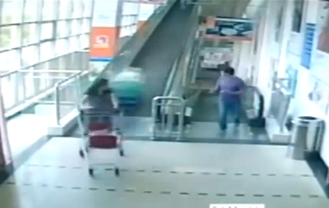 La mujer tenía 60 años y murió en el acto.