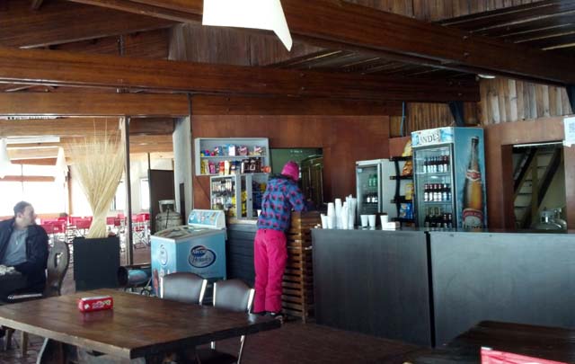 La imponente belleza de Los Penitentes congrega a miles de turistas. 