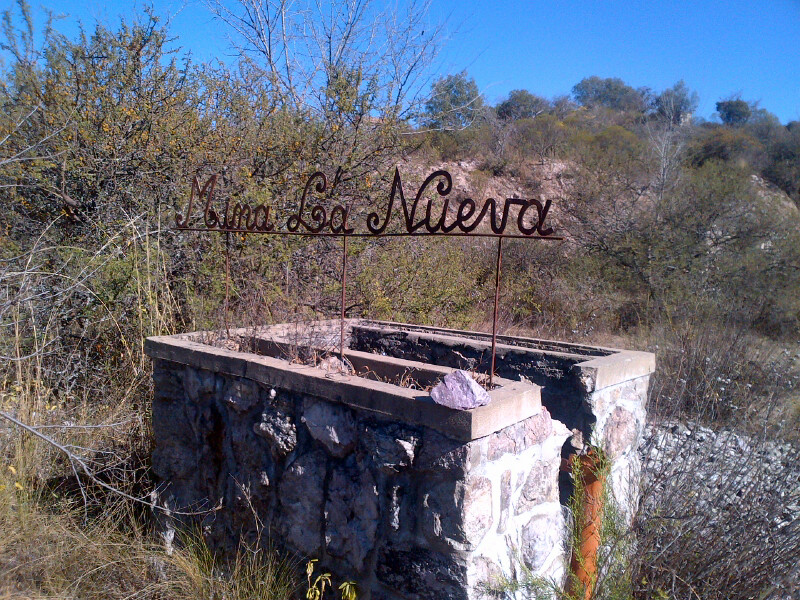 Viejas construcciones de la actividad minera.