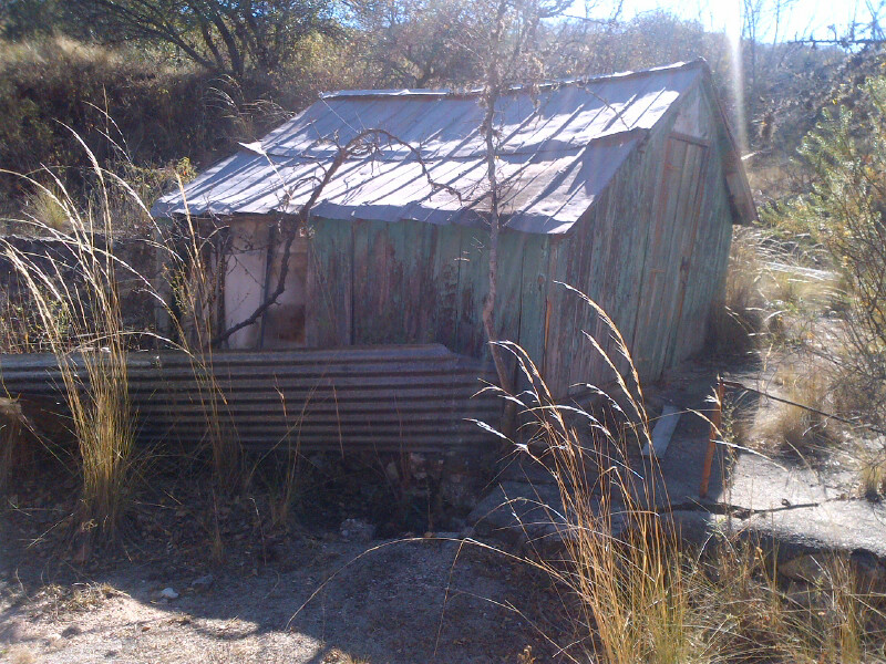Viejas construcciones de la actividad minera.