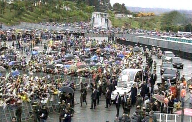 Llegada del Papa a Aparecida