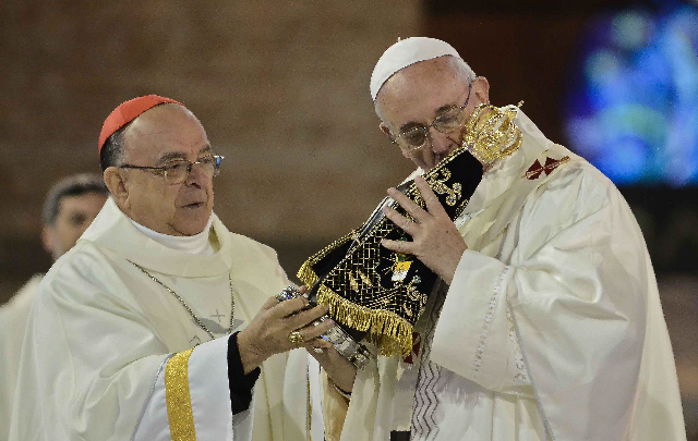 El Papa ofició la misa en el santuario de Aparecida.