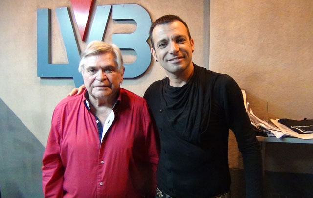 Martín Bossi en el estudio de Cadena 3