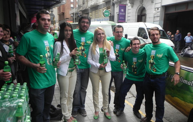 Todo el operativo para entregar las CGrey en la puerta de Cadena 3.